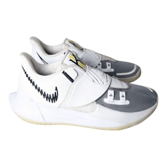 NIKE Kyrie Low 3 "White Black Glow" Basketball Shoes Size 10 - Picture 2 of 13